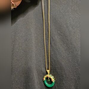 Elegant Green Pendant Necklace